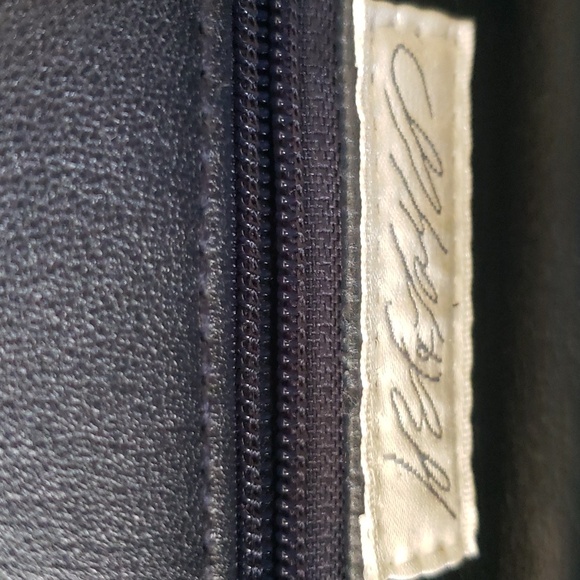 LORD & TAYLOR       Crossbody/Clutch - Picture 3 of 4